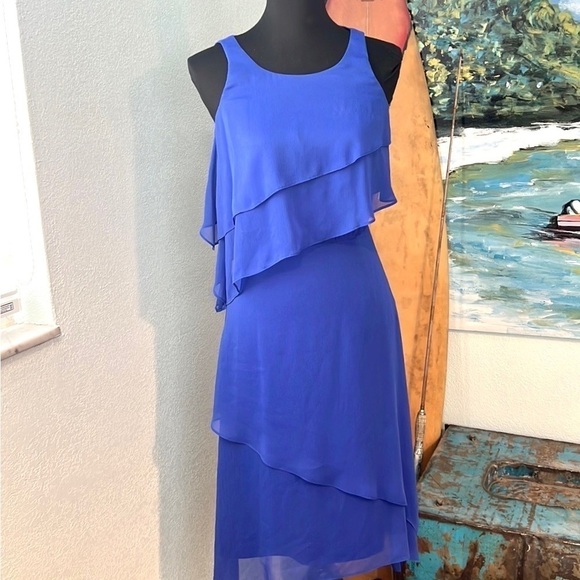NWT,Antonio Melani, Gorgeous Softly-Layered Dress, (MSRP $170), Size 0 - Picture 4 of 14